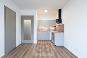 Pronájem bytu 2+kk 41 m2, Praha - Černý Most, cena 23000 CZK / objekt / měsíc, nabízí 