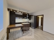 Pronájem bytu s terasou 3+kk 63 m2, Klecany, cena 25500 CZK / objekt / měsíc, nabízí 