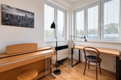 Pronájem bytu 1+1 33 m2, Praha - Břevnov, cena 19900 CZK / objekt / měsíc, nabízí Bohemian Estates International s.r.o.