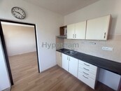 1+1, ul. Šumavská, Stříbrníky, 3. patro,, cena 10500 CZK / objekt / měsíc, nabízí Lucie Walterová - Hypoteam