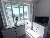 1+1, zasklená lodžie, ul. Ořechová, Severní Terasa, cena 11500 CZK / objekt / měsíc, nabízí 