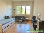 Zařízený 1+kk (33 m2) po rekonstrukci, cihla Praha 10 Vršovice, náměstí Svatopluka Čecha pronájem
