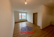Pronájem světlého bytu 2+kk s parkovacím stáním - žádaná lokalita, cena cena v RK, nabízí