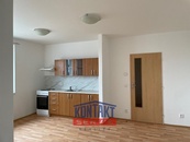 Pronájem bytu 2kk ulice Hlinská, České Budějovice, cena 10900 CZK / objekt / měsíc, nabízí 