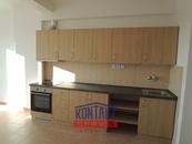 Pronájem světlého bytu 2+kk s balkónem, ulice Štítného, České Budějovice, cena 13000 CZK / objekt / měsíc, nabízí 