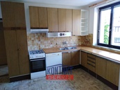 Pronájem bytu 2+1 s balkónem, ulice Palmova, České Budějovice