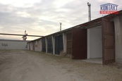 Pronájem garáže Havlíčkova kolonie, cena 2500 CZK / objekt / měsíc, nabízí Kontakt servis CZ s.r.o.
