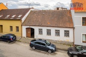 Prostorný rodinný dům 3+kk s větší zahradou v Trhových Svinech, cena 4600000 CZK / objekt, nabízí 