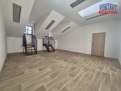 Pronájem bytu 2+1 o velikosti 98 m2 - České Budějovice, cena 16500 CZK / objekt / měsíc, nabízí 