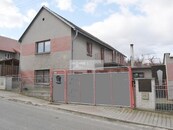 Prodej Rodinného domu 4+1, v obci Kostomlaty pod Řípem, cena 4580000 CZK / objekt, nabízí KUZO Partners s.r.o.
