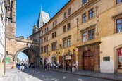 pronájem zrekonstruovaného bytu 2+1 Mostecká ulice, Praha 1, cena 38000 CZK / objekt / měsíc, nabízí Myšák reality