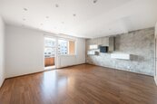 Pronájem krásného a vzdušného bytu 2+kk na Hajích, cena 28000 CZK / objekt / měsíc, nabízí Myšák reality