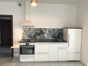 Prodej nadstandardního bytu 2+kk, balkon, garážové stání, sklep, cena 10500000 CZK / objekt, nabízí Myšák reality