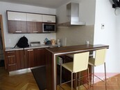 Zařízený byt s terasou na pronájem: Praha 2- Vinohrady, Záhřebská, cena 32000 CZK / objekt / měsíc, nabízí 