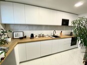 3+1/L, 79 m2, 7 p., částečně zařízen, ul. Láskova, Praha 4 Chodov, cena cena v RK, nabízí 