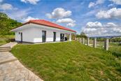 Prodej novostavby RD, pozemek 1 216 m2, dvojgaráž, obec Lochovice, cena 12390000 CZK / objekt, nabízí Bohemia reality