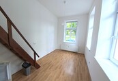 Pronájem bytu 1+kk s odděleným spaním v patře v Liberci, ul. Švermova, cena 11290 CZK / objekt / měsíc, nabízí 