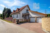 Prodej rodinného domu s krásnou zahradou, bazénem a dvojgaráží, Brno - Komín, cena 29000000 CZK / objekt, nabízí MICHNA REALITY & PARTNEŘI, s.r.o.