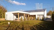 Prodej rodinného domu 4+kk, pozemek 405 m2 - Újezd u Rosic, cena 4990000 CZK / objekt, nabízí MICHNA REALITY & PARTNEŘI, s.r.o.