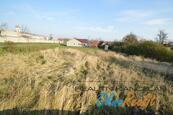Prodej stavebního pozemku se schváleným záměrem výstavby rodinného domu v obci Lazníky, okr. Přerov, cena 1900000 CZK / objekt, nabízí