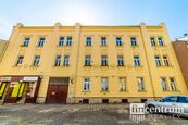 Prodej garáže 18 m2 Husova, Jihlava, cena 599000 CZK / objekt, nabízí Fincentrum Reality