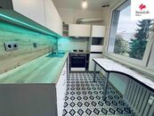 Pronájem bytu 3+1 65 m2 Zvonková, Trutnov, cena 11000 CZK / objekt / měsíc, nabízí