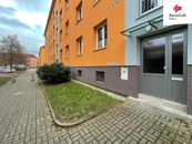 Pronájem bytu 2+1 45 m2 Svobody, Pardubice, cena 11500 CZK / objekt / měsíc, nabízí 