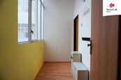 Pronájem bytu 1+kk 33 m2 Turnovská, Praha, cena 14000 CZK / objekt / měsíc, nabízí 