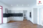 Pronájem bytu 3+kk 86 m2 Smilova, Pardubice, cena 21900 CZK / objekt / měsíc, nabízí 