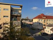 Pronájem bytu 3+kk 70 m2 Pod Koželuhy, Jičín, cena 17500 CZK / objekt / měsíc, nabízí 