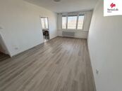 Pronájem bytu 2+1 54 m2 Slezská, Hradec Králové, cena 18000 CZK / objekt / měsíc, nabízí 