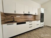 Pronájem bytu 3+1, cena 12000 CZK / objekt / měsíc, nabízí 