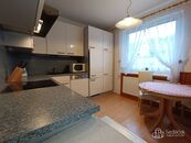 Zařízený byt 2+1 s lodžií Sokolov, Atletická, cena 12000 CZK / objekt / měsíc, nabízí 