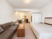 Pronájem bytu 1+kk, Karlovy Vary, cena 8000 CZK / objekt / měsíc, nabízí 