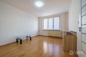 Pronájem světlého bytu 1+1, 37,6 m, Sokolov ul. Jelínkova, cena 7500 CZK / objekt / měsíc, nabízí 
