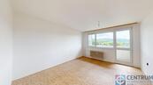 Pronájem bytu 3+1, 73m2, cena 12704 CZK / objekt / měsíc, nabízí