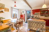 Prodej domu 131 m2, pozemek 910 m2, cena 9400000 CZK / objekt, nabízí 