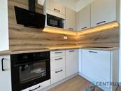 Nabízíme k pronájmu byt 2+kk o výměře 41 m2, ul. U Jeslí, cena 13000 CZK / objekt / měsíc, nabízí 
