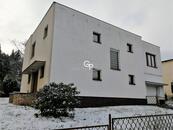 Pronájem RD 5+1 s garáží a zahradou, Včelná u Č. Budějovic, cena 22000 CZK / objekt / měsíc, nabízí 