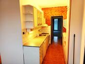 Pronájem prostorného bytu 3+1 s balkonem, 82 m , cena 17500 CZK / objekt / měsíc, nabízí 