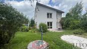 Nabízím k prodeji RD 5+1, 139m2, pozemek 610m2, Šestajovice, ul. Martinů,, cena 13500000 CZK / objekt, nabízí 