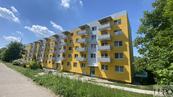 Hezký světlý byt 2+1, 50m², OV, kompletně zařízen nábytkem, sklep, Milovice, ul. Spojovací., cena 5390000 CZK / objekt, nabízí 