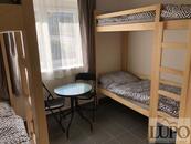 Nabízím k pronájmu polovinu domu sloužící pro ubytování, Světice, Praha východ., cena cena v RK, nabízí 