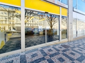 Pronájem, Prostory a objekty pro obchod a služby, Praha 1, cena 500000 CZK / objekt / měsíc, nabízí Realitní kancelář Donna