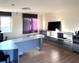 Pronájem, Prostory a objekty pro obchod a služby, Praha 10, cena 15900 CZK / objekt / měsíc, nabízí Realitní kancelář Donna