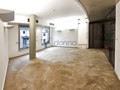 Pronájem, Administrativní prostory a objekty, Praha 2, cena 42500 CZK / objekt / měsíc, nabízí 
