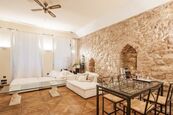 Prodej krásného a luxusního bytu 2+1, 79 m2, Karlova, Praha 1 - Staré Město, cena 17990000 CZK / objekt, nabízí 