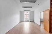 Pronájem kancelářských prostor 28 m2, Londýnská, cena 11800 CZK / objekt, nabízí 