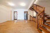 Pronájem domu 5+1, 220 m2 - Kloboukova, Chodov, cena 50000 CZK / objekt, nabízí