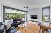 Pronájem bytu 4+kk, dva balkony, dvě parkovací místa, Rezidence Waltrovka, Praha 5 - Jinonice, cena 48000 CZK / objekt, nabízí 
